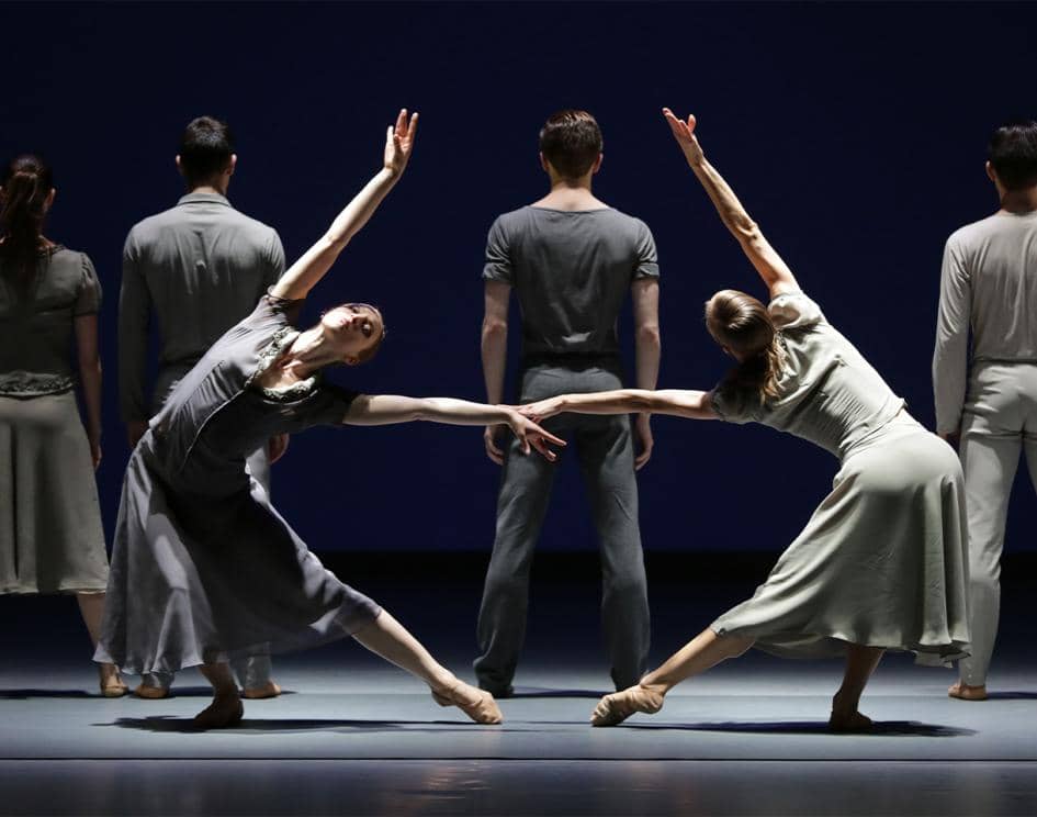 Malandain Ballet Biarritz - Nocturnes / Minuit et Demi ou Le Cœur Mystérieux