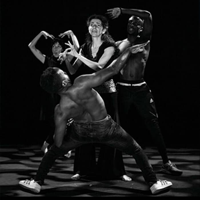 BREAK & SIGN – CRÉATION COLLECTIVE