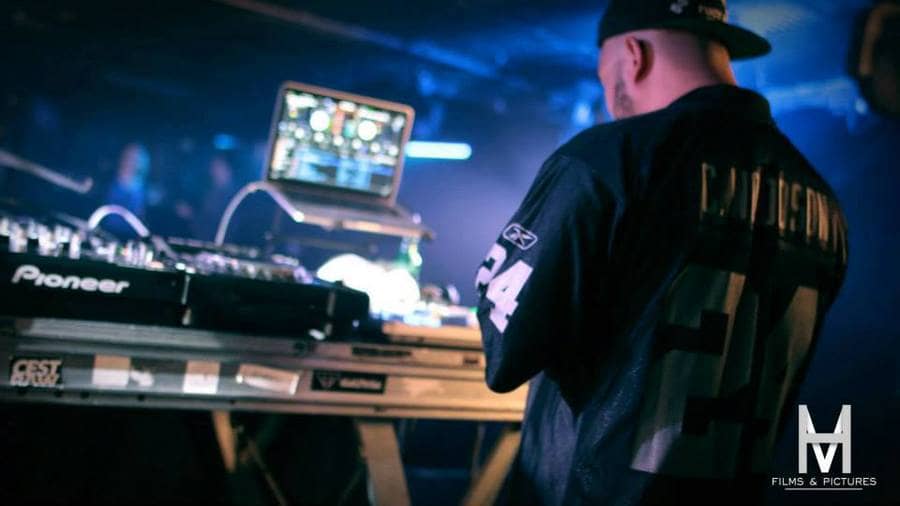 DJ : ARGO
