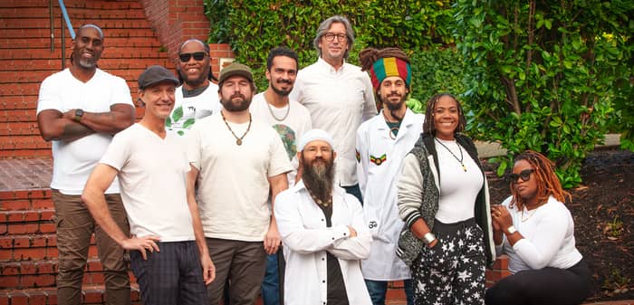 GROUNDATION