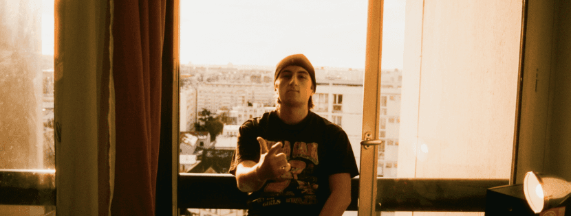 H JEUNECRACK