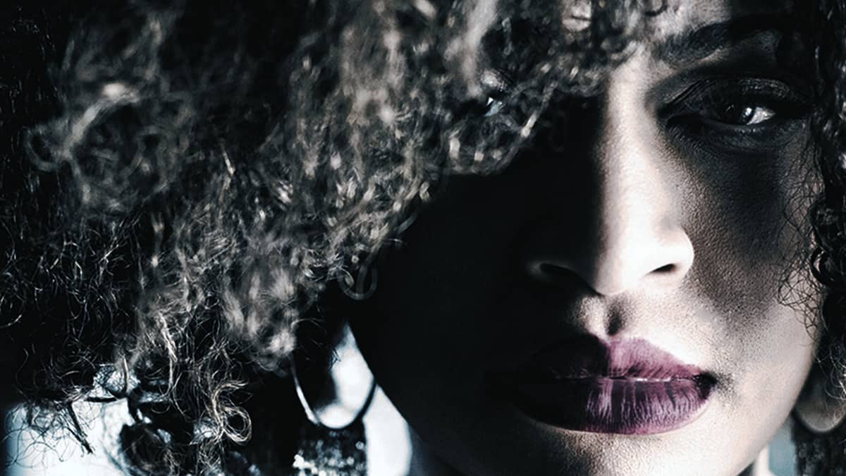 JJ Thames : The New Mississipi Diva