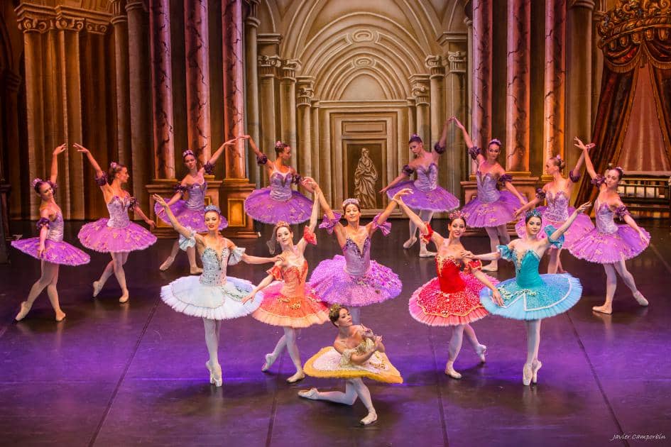 LA BELLE AU BOIS DORMANT