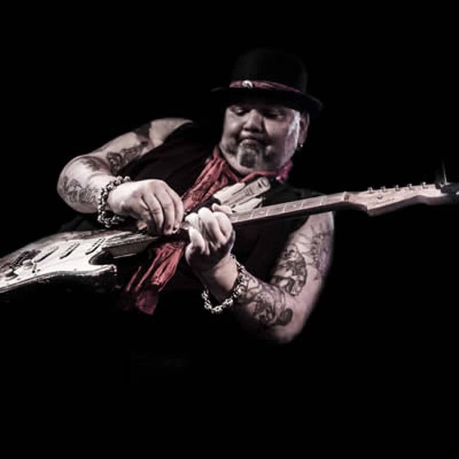 POPA CHUBBY ''PLAYS JIMI''