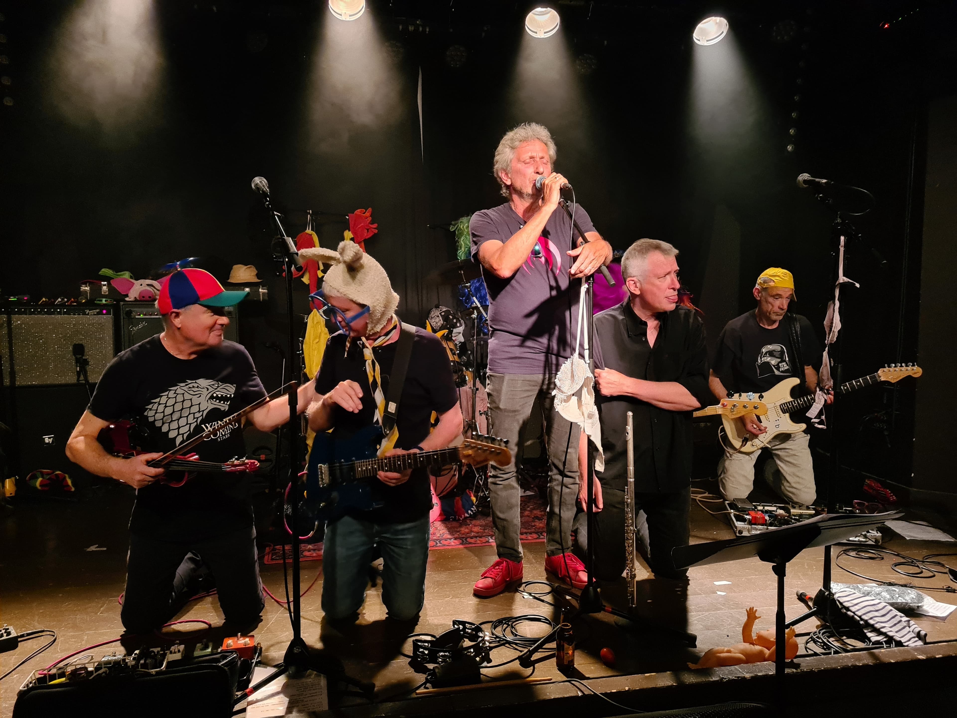 LES IGNOBLES DU BORDELAIS + GUESTS