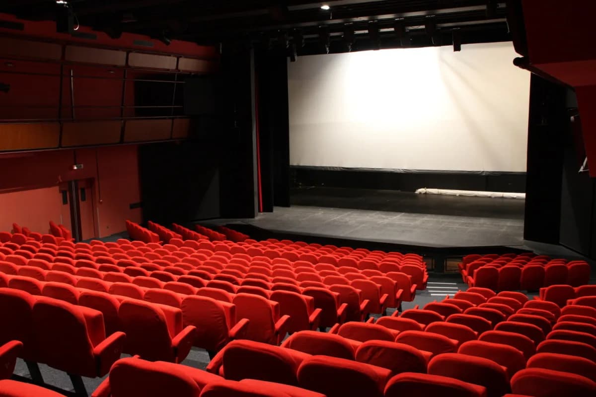 Le Nouveau Théâtre