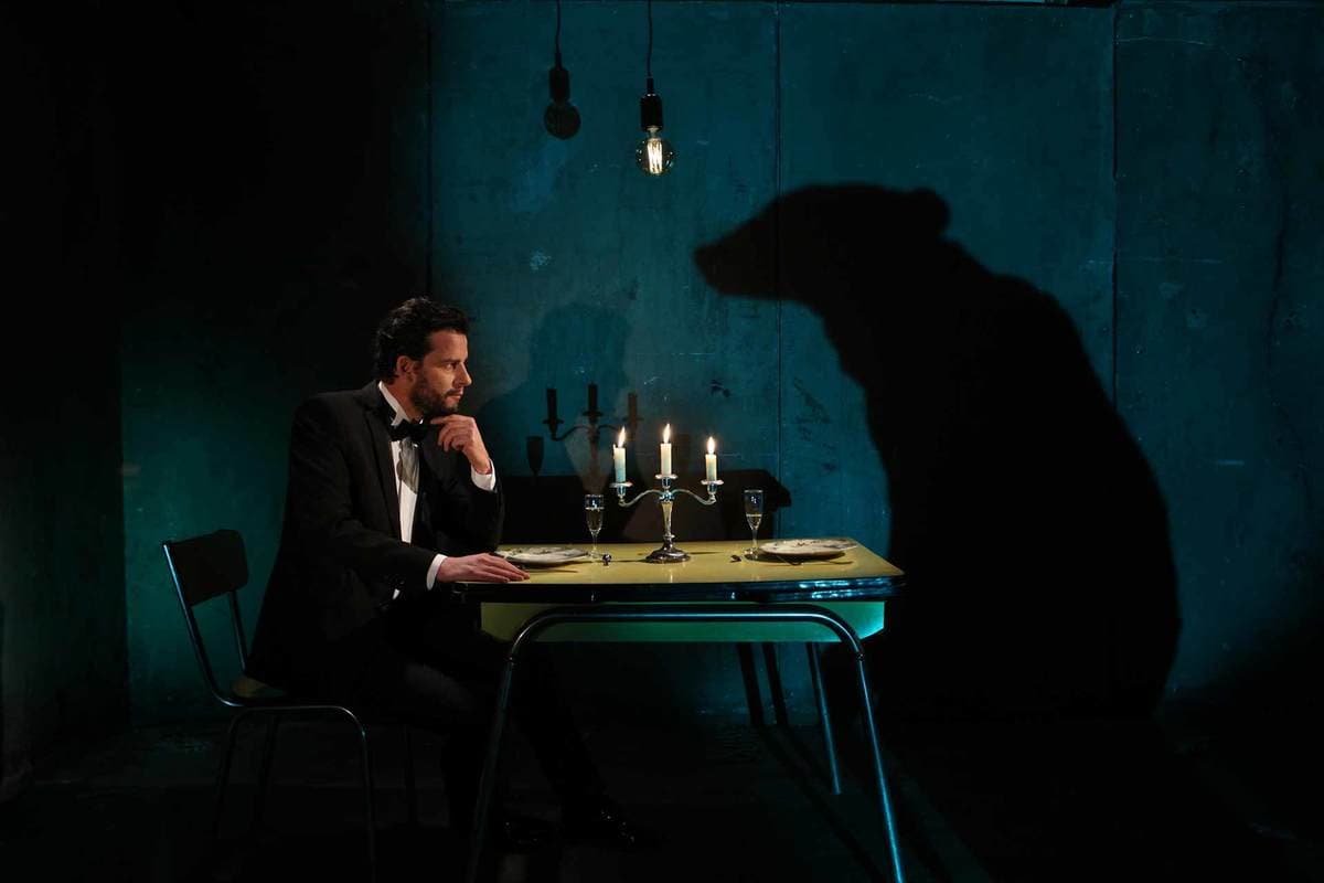 Alexis HK - 'Comme un ours'