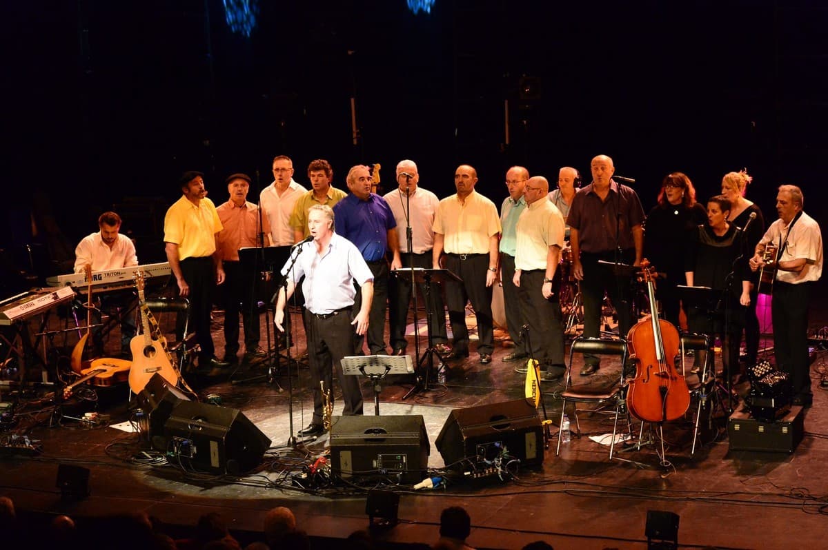 Arraya avec l'orchestre Crescen'do