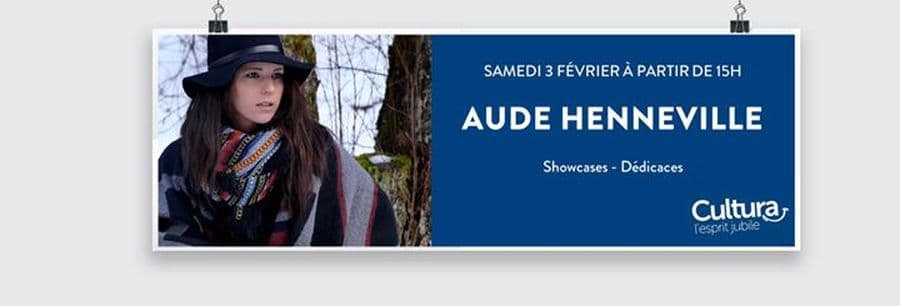 Aude Henneville en showcase