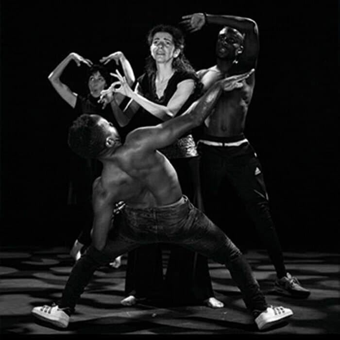 BREAK & SIGN – CRÉATION COLLECTIVE