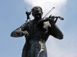 Cri-cri : mélodies d'hier au piano