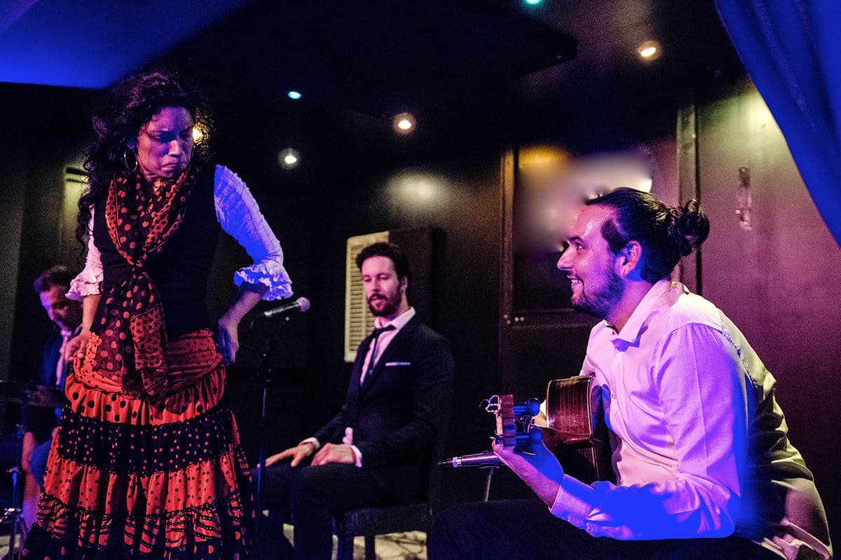 Esencia Flamenca