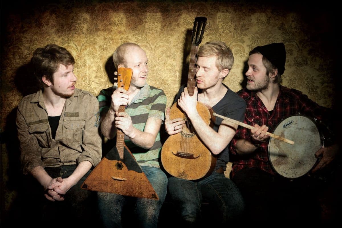 Ewert and the Two Dragons