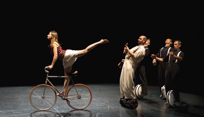 ExCentriques - Cie Les Acrostiches