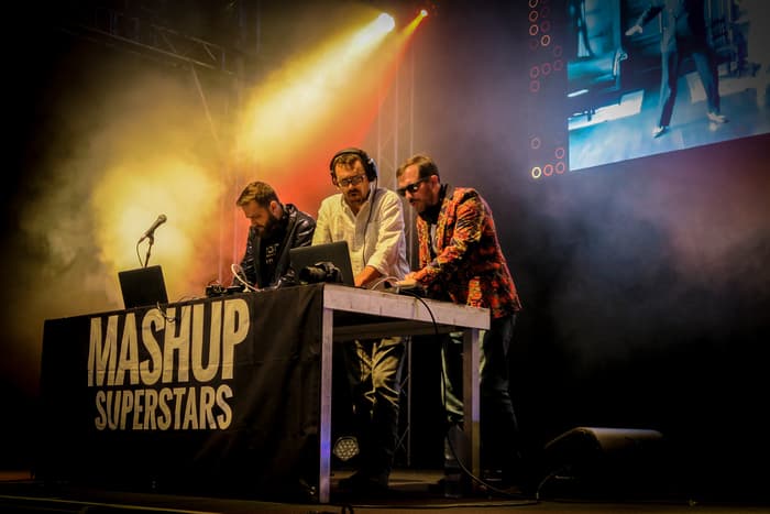 Fête de la morue : Mashup Superstars