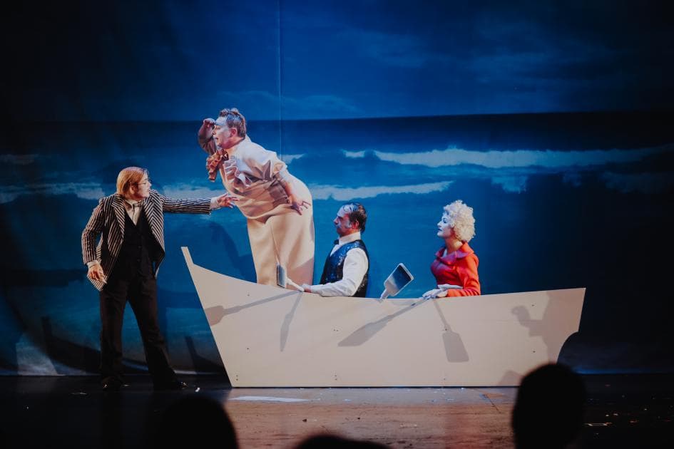 LA FAMILLE SEMIANYKI LODKA