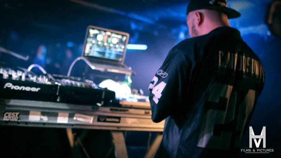 Live DJ : ARGO