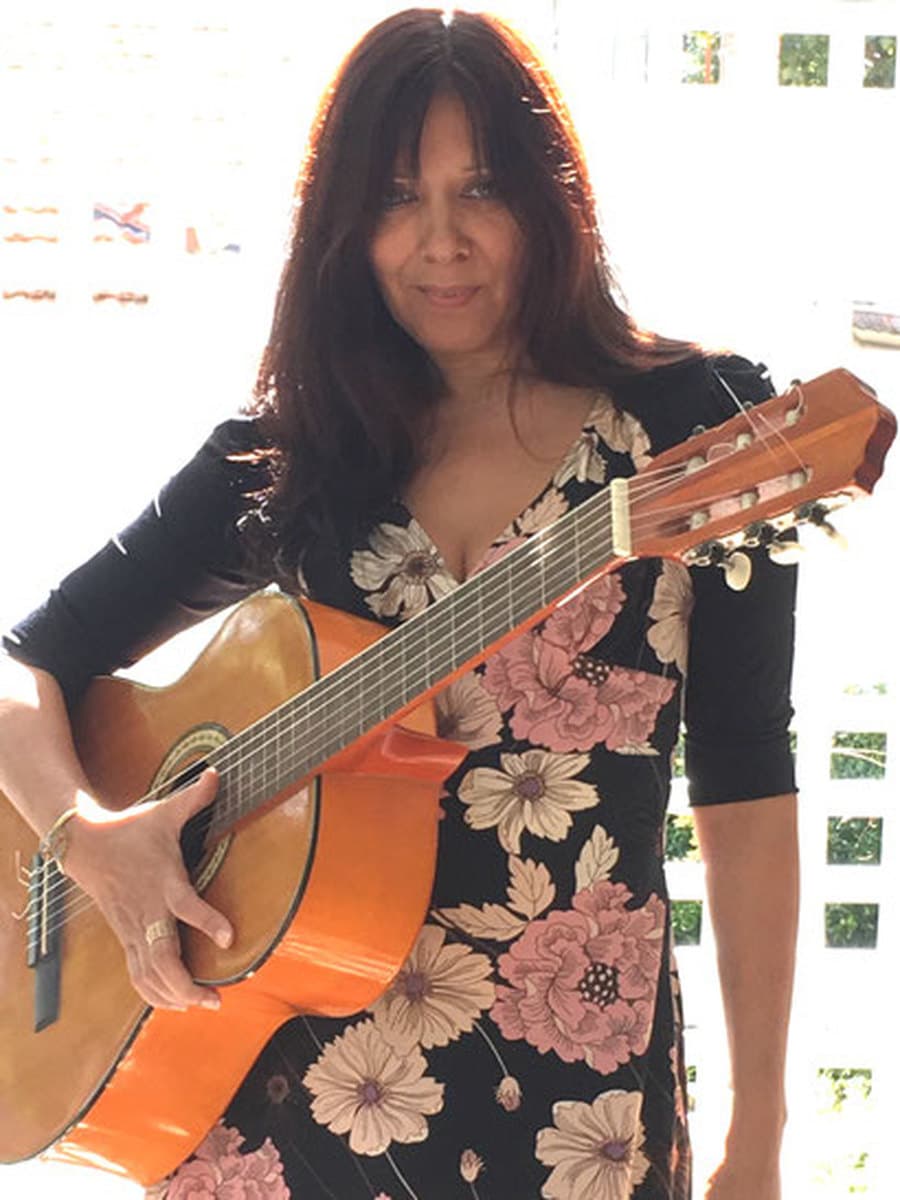 Maça, Joana Briand