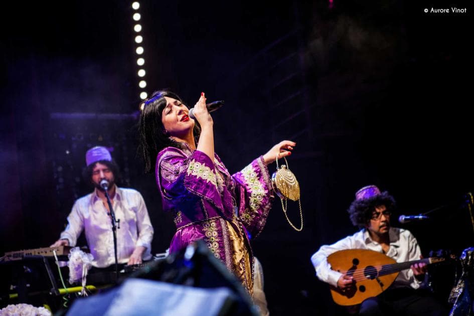 MARIA DOLORES Y HABIBI STARLIGHT