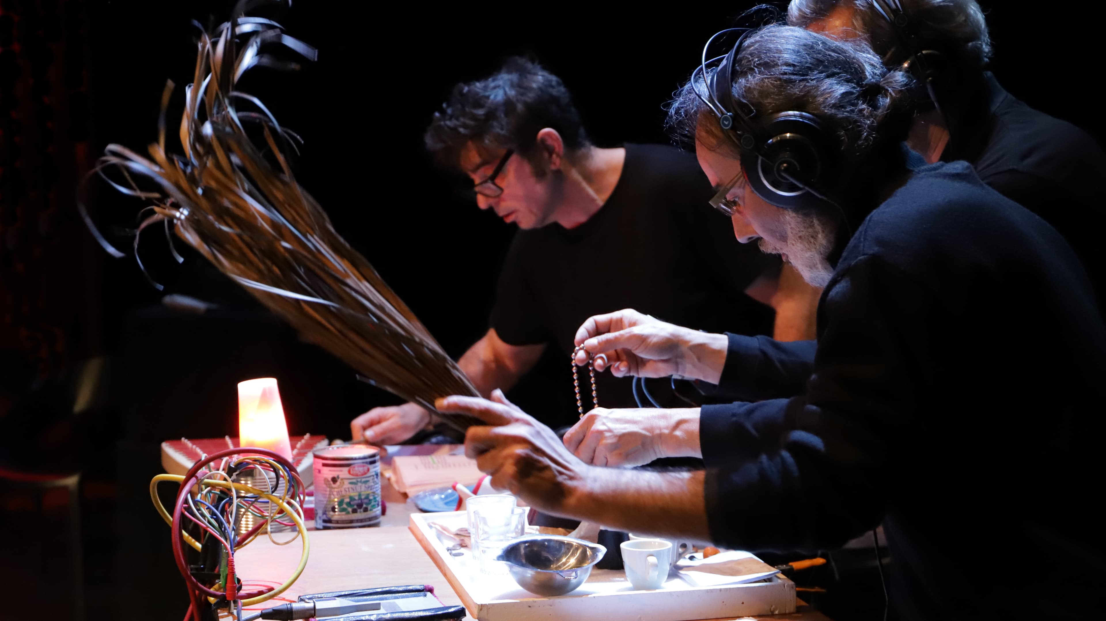 Presque égal à - Compagnie Le Petit Théâtre de Pain