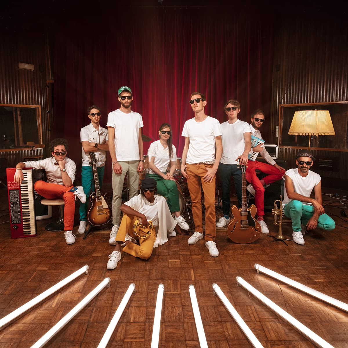 PV NOVA & L'INTERNET ORCHESTRA