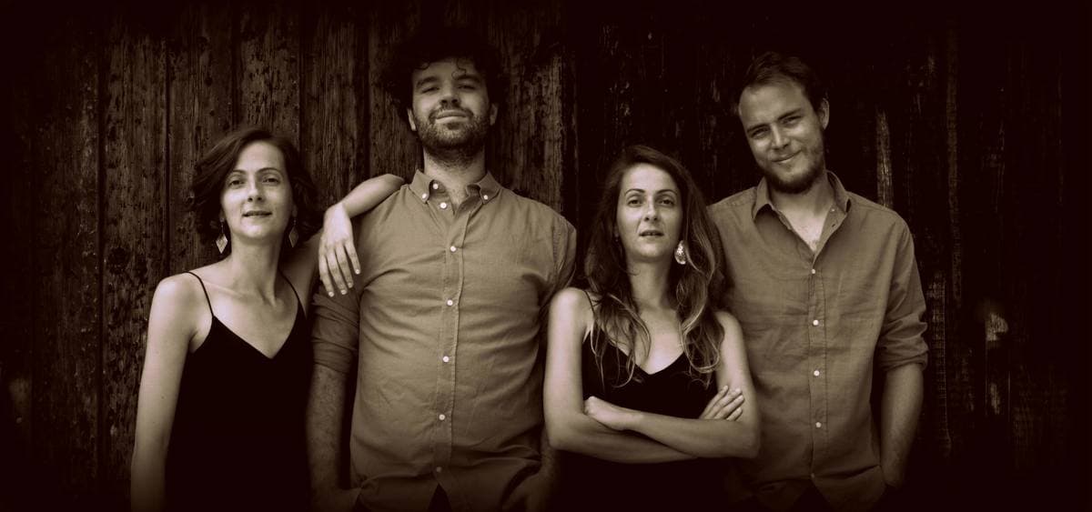 Quelque Chose dans l'Air (Sortie d'Album)