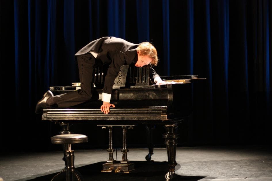 THE PIANIST