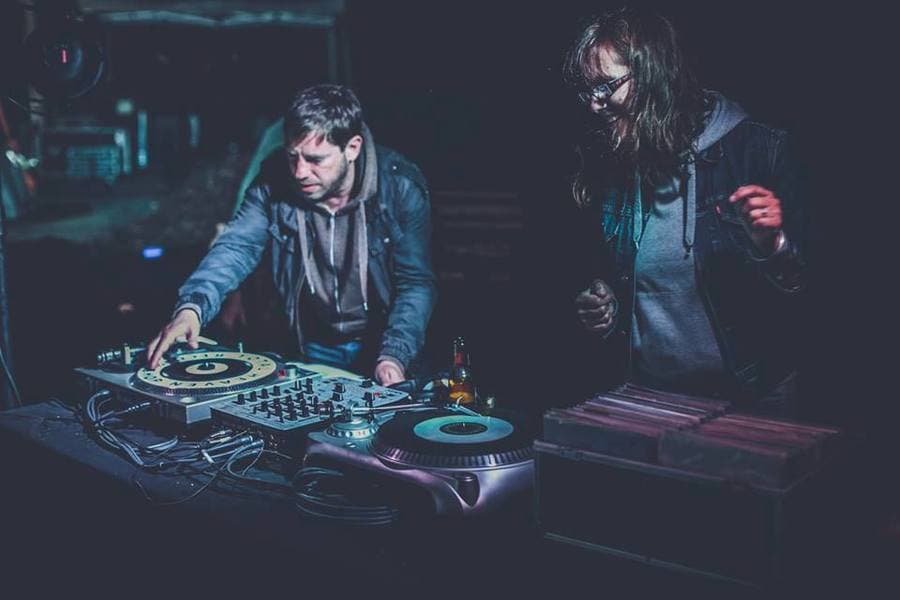 A-side B-side dj set