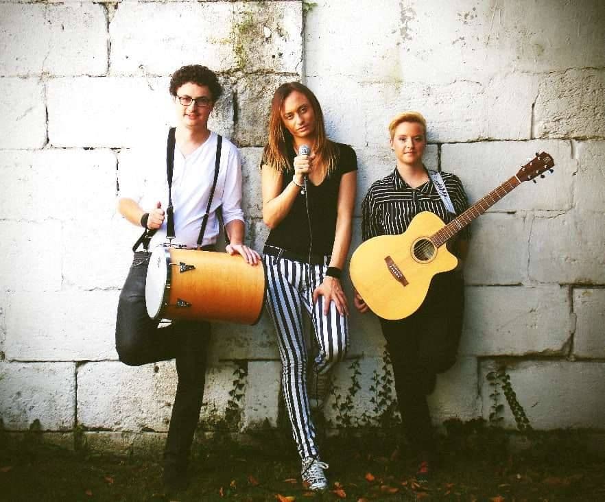 Acoustic Freaks