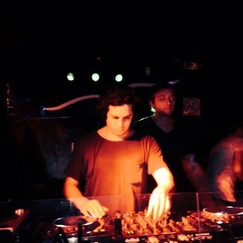 Adrian Belling & Leenn'y