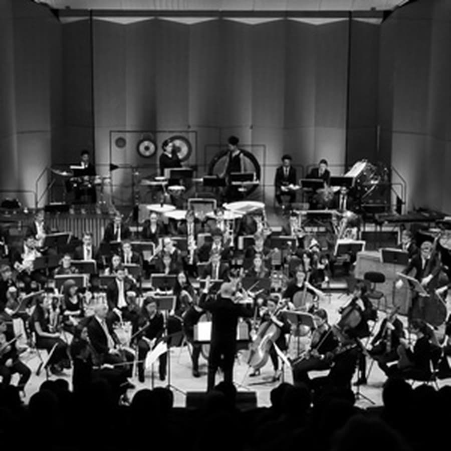 DES AMÉRIQUES À PARIS / Félicien Brut, accordéon & l'Ordhestre du PESMD – Direction Laurent Gignoux