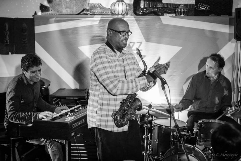 Ernest Dawkins french trio