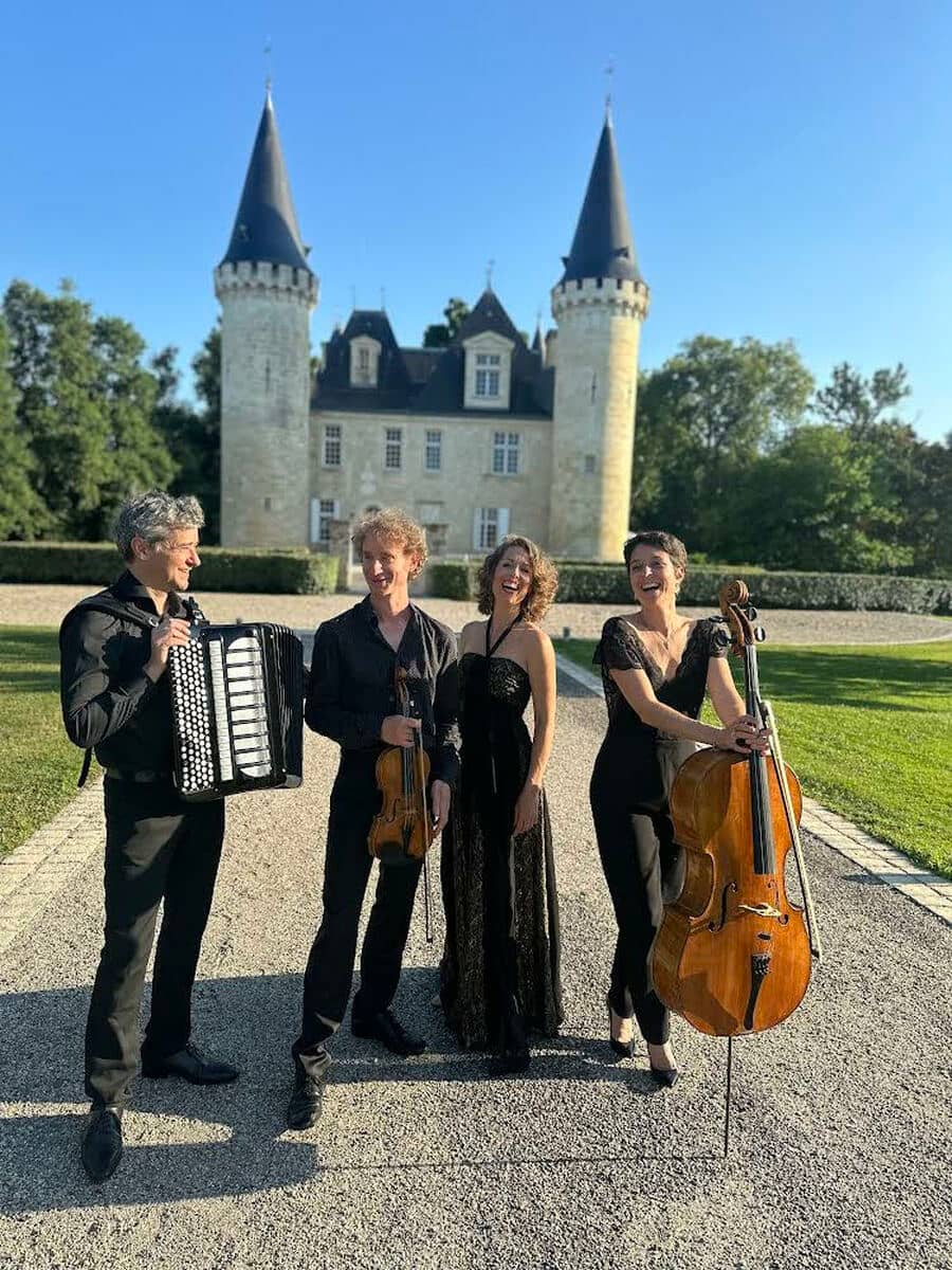 Festival Vino Voce / De Schubert à Piazzolla . Romie Estèves et le trio Evea