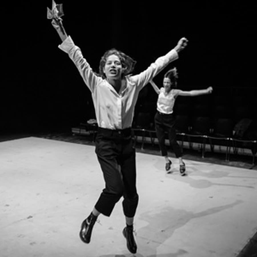 ILLUSIONS PERDUES / Pauline Bayle – Cie À Tire-d'aile