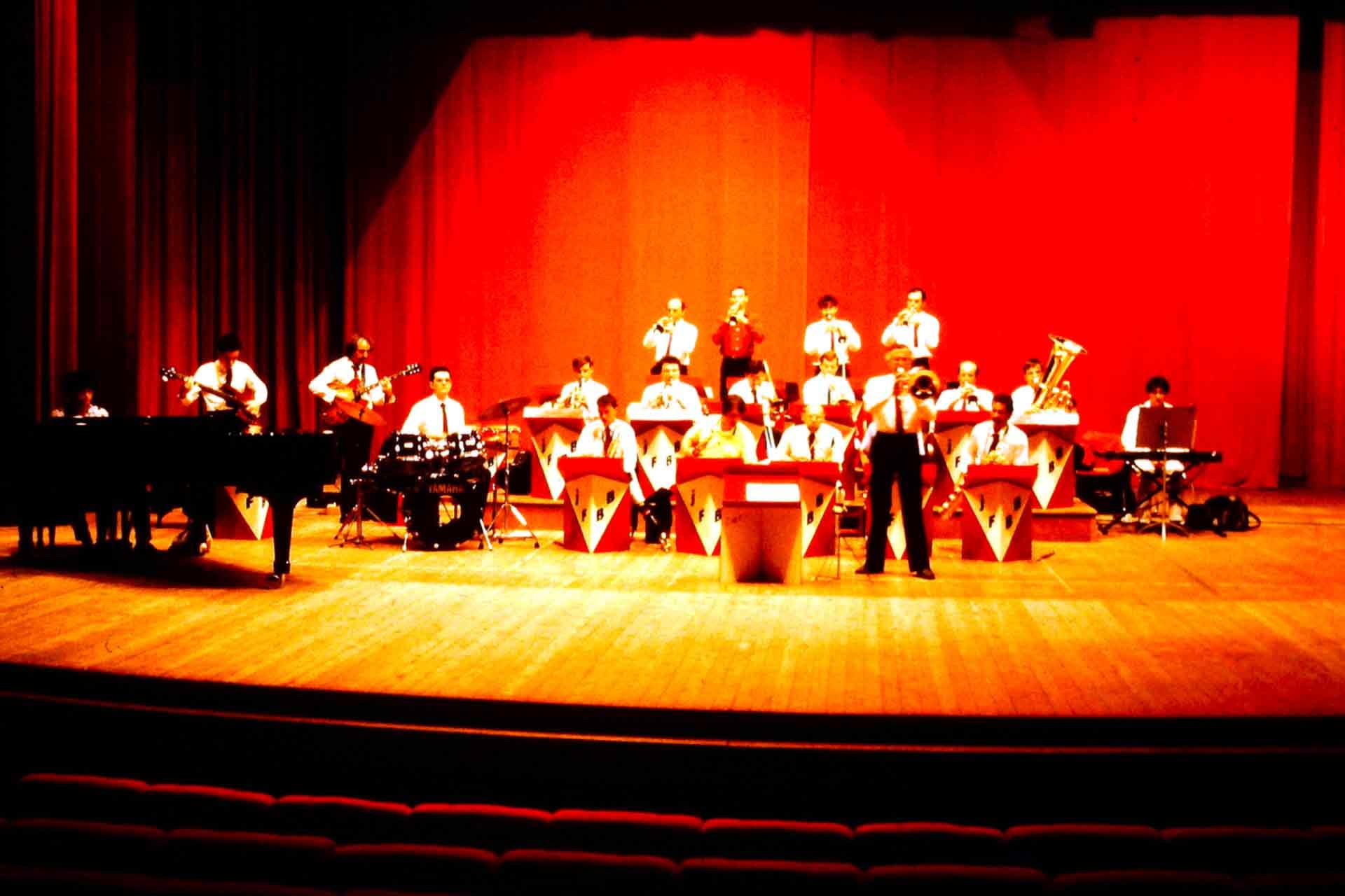 Jean Courtioux Big Band + Jazz Vibes Quartet