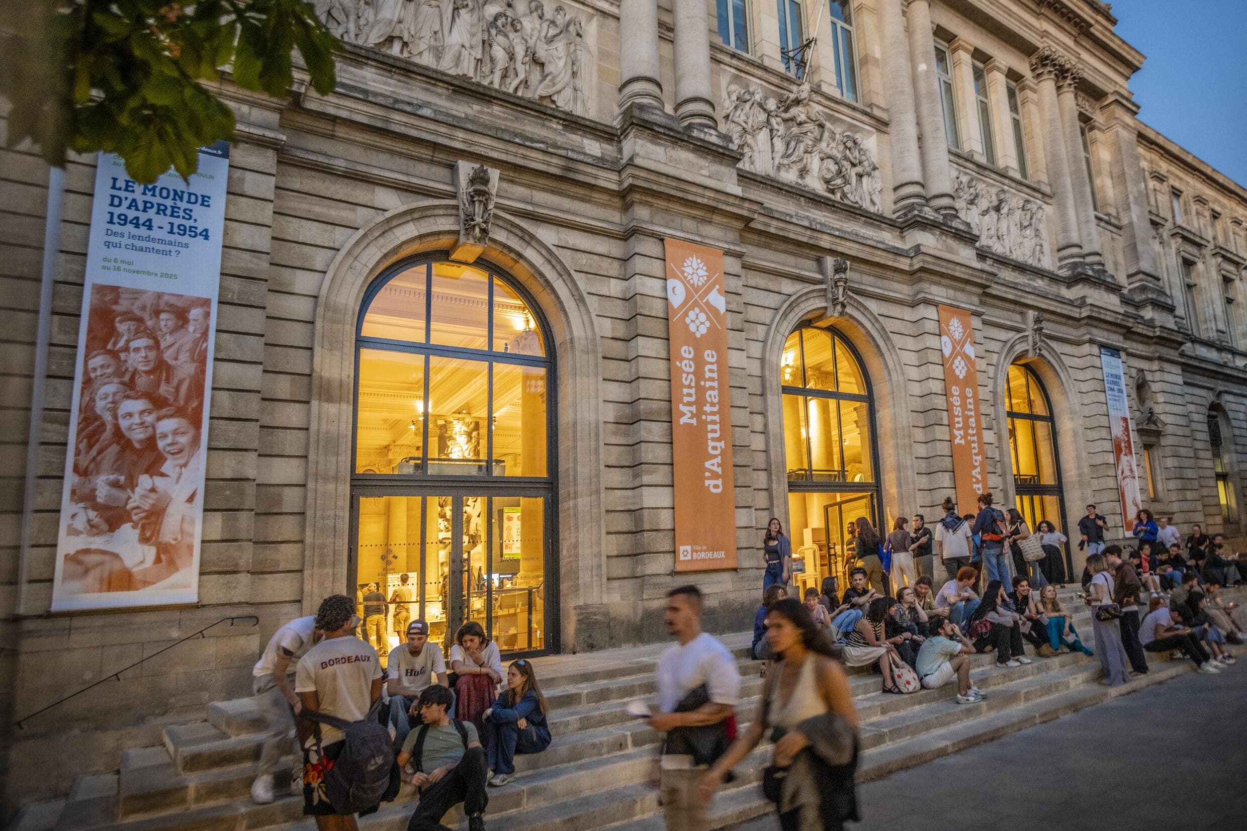 L'Histoire en scènes : théâtre d’improvisation dans les salles du musée.