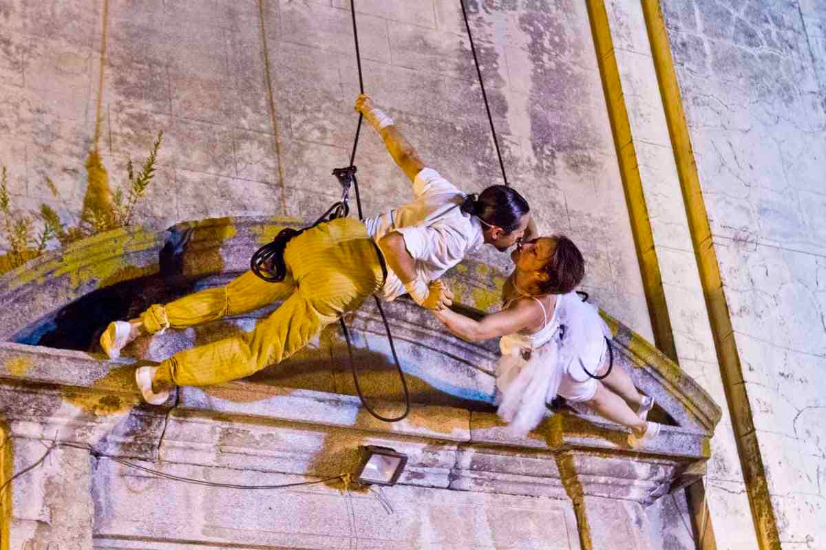 Ouverture de saison culturelle de Pessac : Les amants du ciel de la Cie Mattatoio Sospenso / Cirque Suspendu