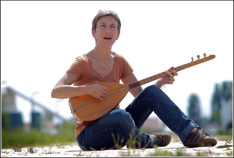 Voix et voyages - musiques d'orients / Emmanuelle Troy