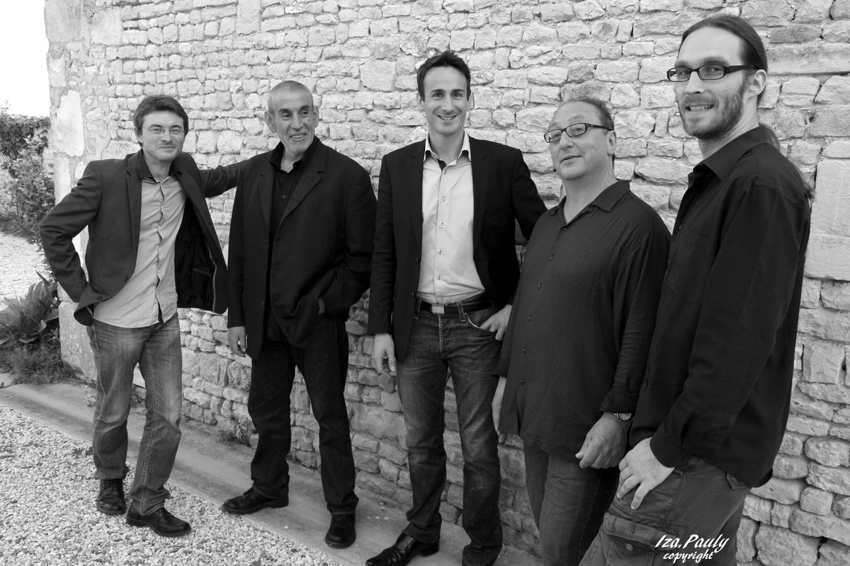 asix quintet