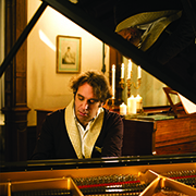 Chilly Gonzales & Kaiser Quartett