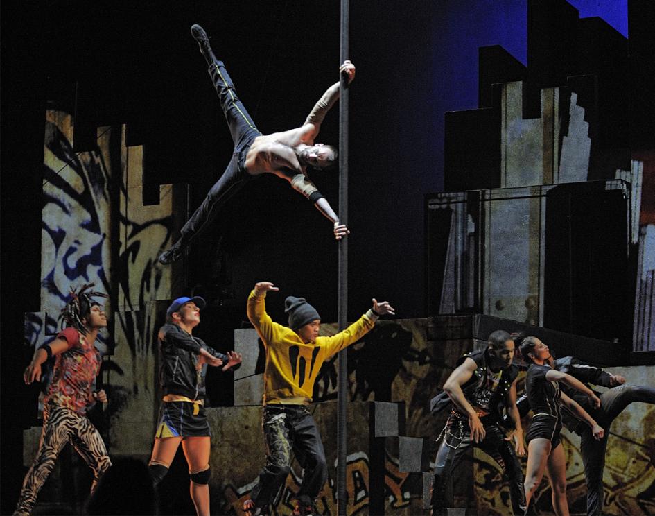 Cirque Éloize