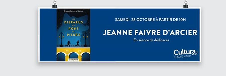 Jeanne Faivre d'Arcier en dédicace